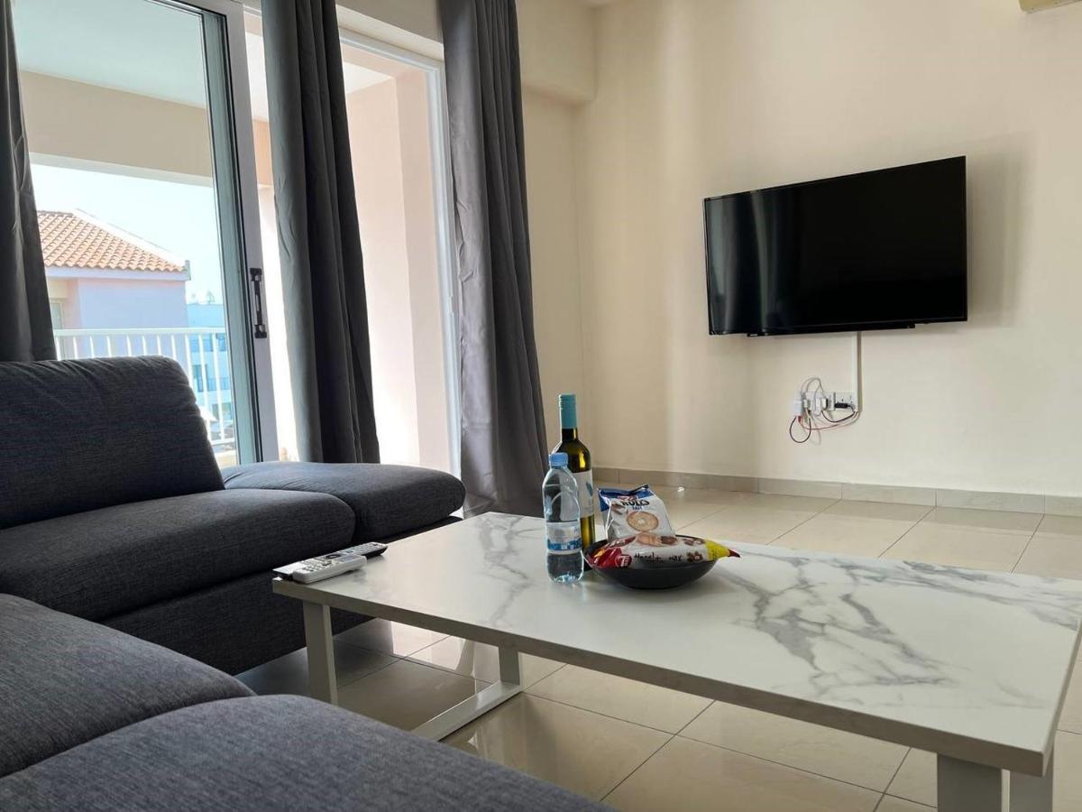Greek Harmony Apartment Paralimni Dış mekan fotoğraf